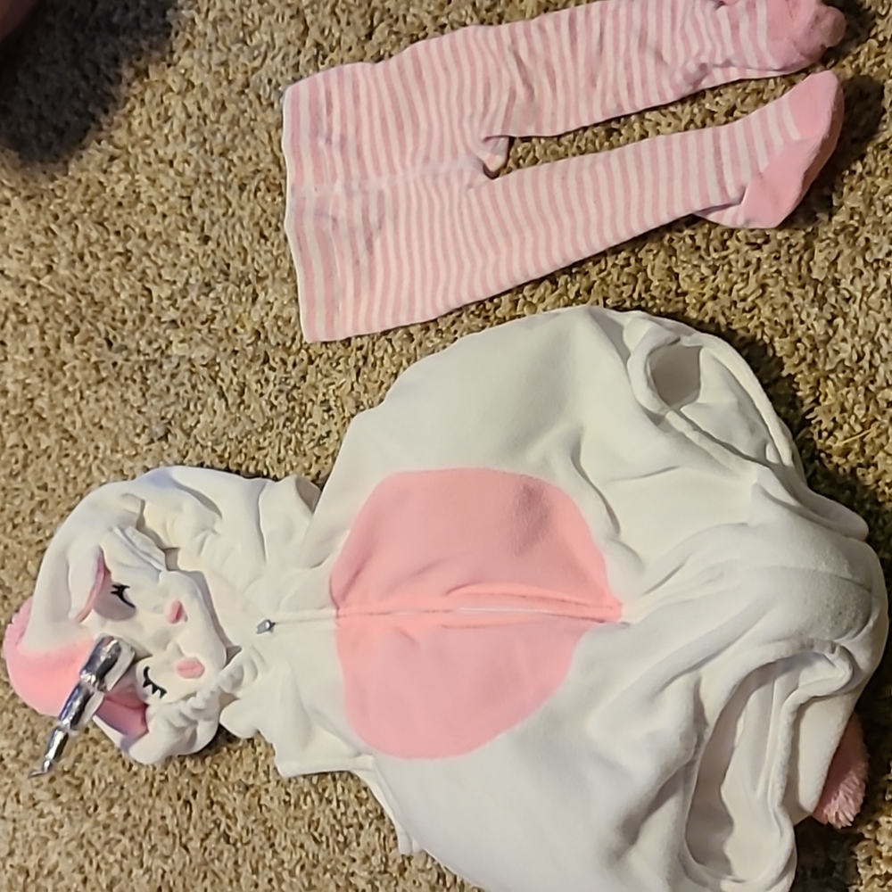 Unicorn costume! Size 6-9 months.